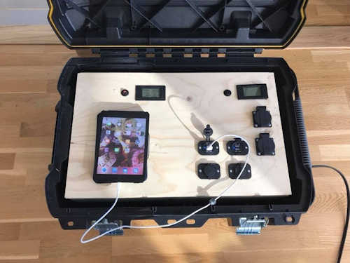 DIY Solar Generator - YouTube